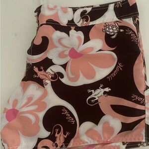 Hawaiian Floral and Gecko Print Shorts